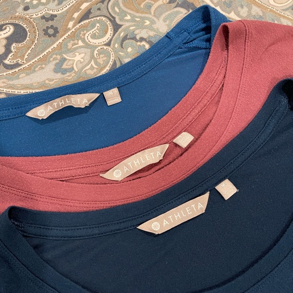 Athleta long sleeve size medium shirt bundle - Picture 2 of 10